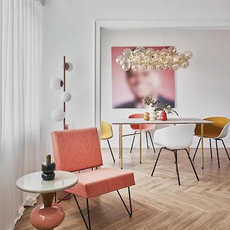 Apartment Halcyon Days