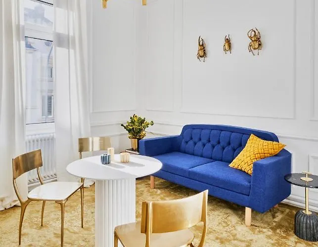 Halcyon Days Apartamento